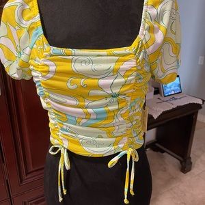 COPY - Large cute Summer top!